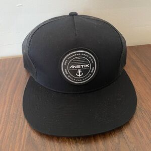 Anetik Dockside Classic Trucker Men’s Cap